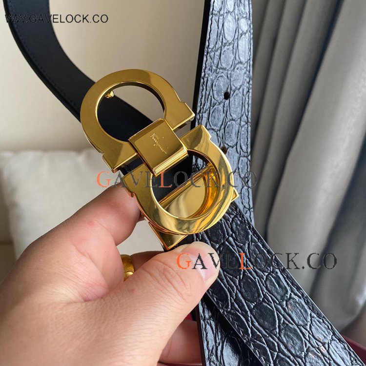 Reversible Ferragamo Leather Strap with Gold Clasp 35mm